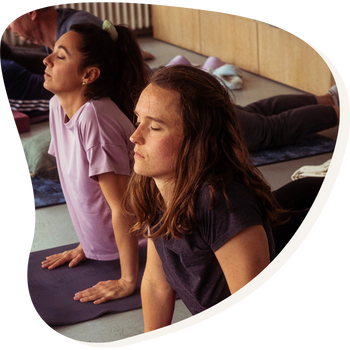 Participantes d'un cours de sport lors d'un coaching en entreprise animé par Vannaly